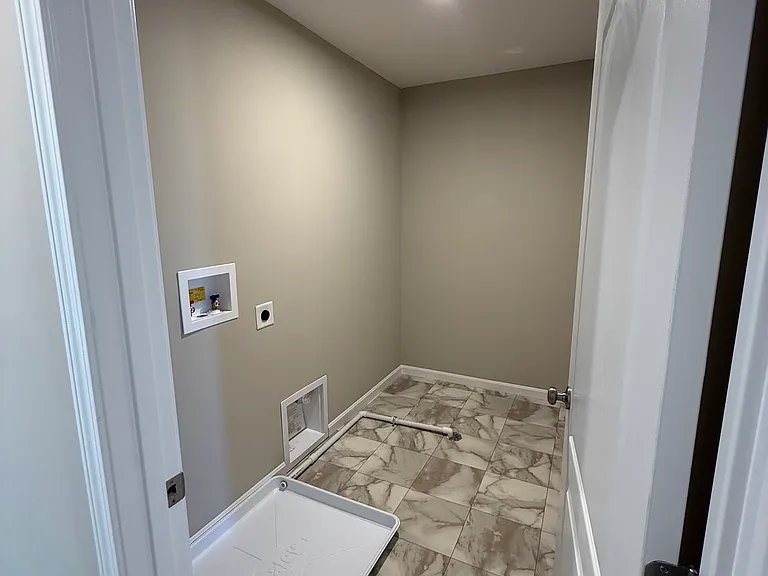 3379 Fall Leaf Ct — Photo 6