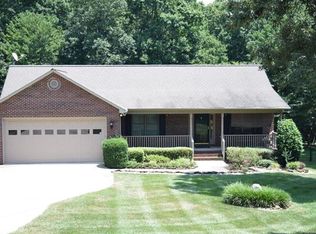 7195 Windy Oaks Dr, Denver, NC 28037