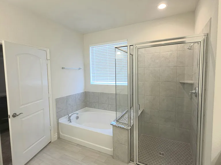 6385 Hockley Hl — Photo 10