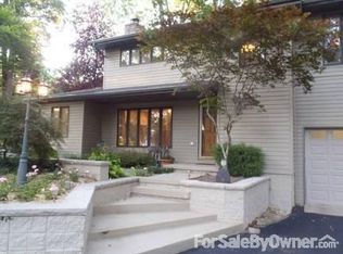22 Deerfield Ave, Kankakee, IL 60901