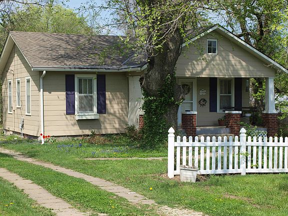Half acre treed lot