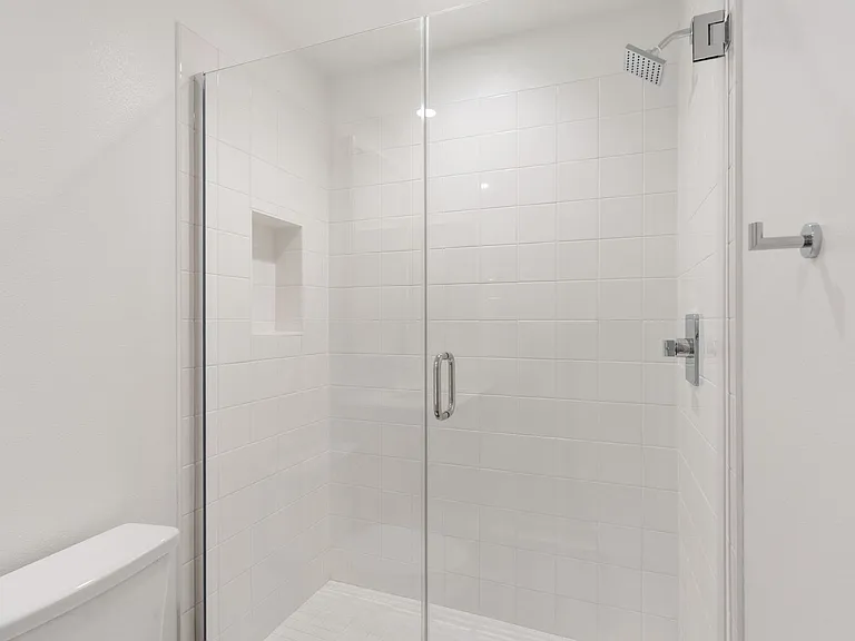 138 S Gardenia — Photo 6