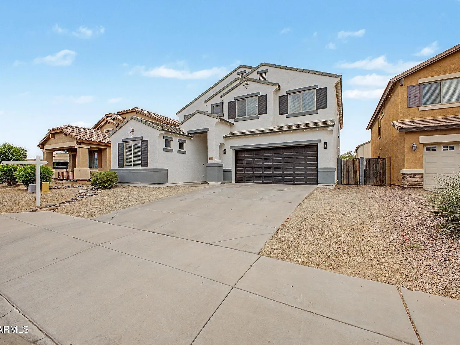 4 bed, 2.5 bath, 2784 sqft, $2,900 — Photo 3