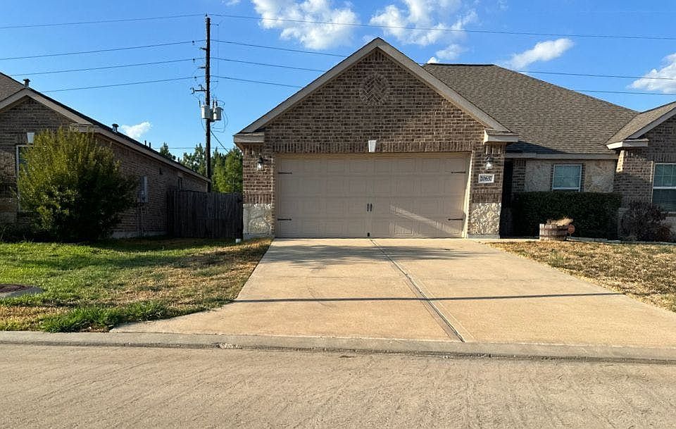 1st image of 20633 Lenen Dr
