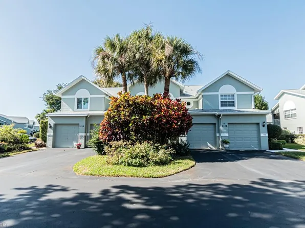 2132 Tama Cir APT 102, Naples, FL 34112