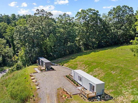 4th image of 8 & 10 George Allen Rdg #A & B