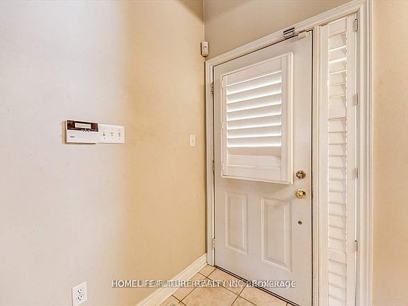 4th image of 20 Kenilworth Cres