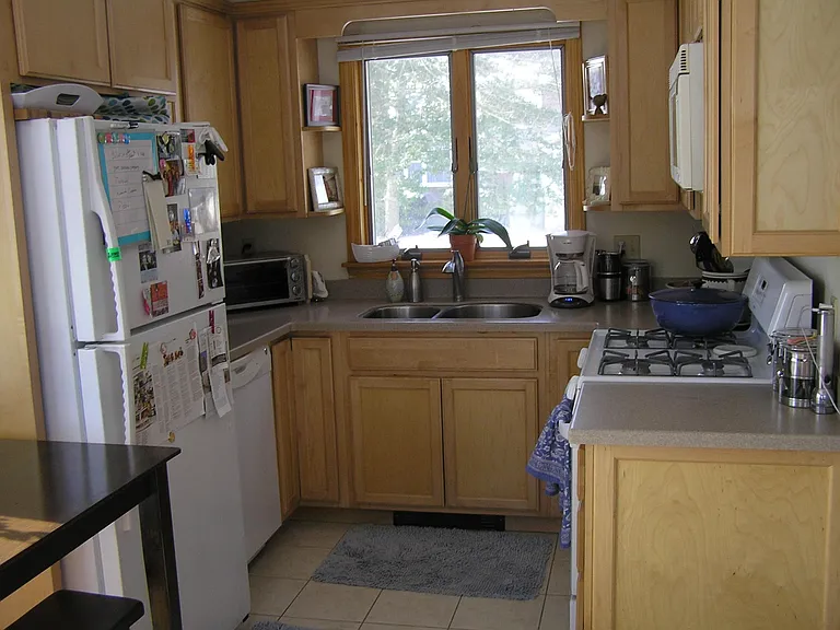 7 Cedar Point Ave — Photo 11