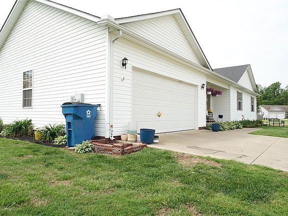 3rd image of 12109 Hidden Meadow Ln