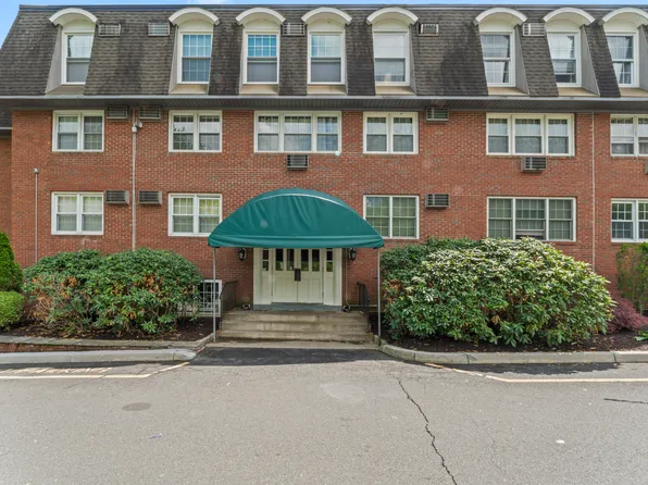 34A Padanaram Road #127, Danbury, CT 06811