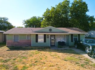 113 Brunswick Ln, Mesquite, TX 75149