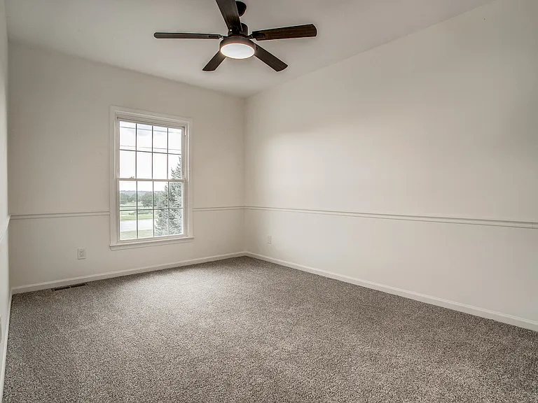 101 SW View High Dr — Photo 48