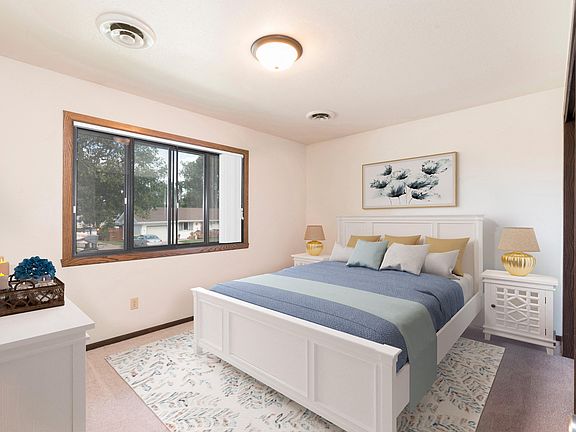 5th image of 505 W Indiana Ave #2-002