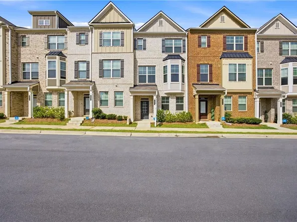 594 Amarante Cir, Lawrenceville, GA 30046
