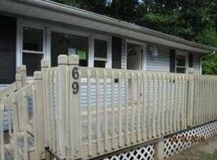 69 Stanford Trl, Hopatcong, NJ 07843