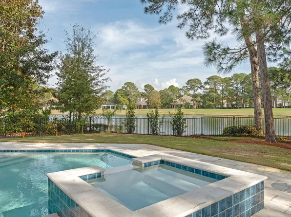 3028 Club Dr, Miramar Beach, FL 32550
