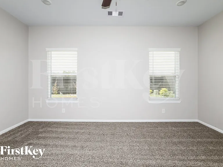 811 Steam Ridge Ln — Photo 8