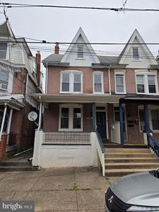 21 E 2nd St, Pottstown, PA, 19464