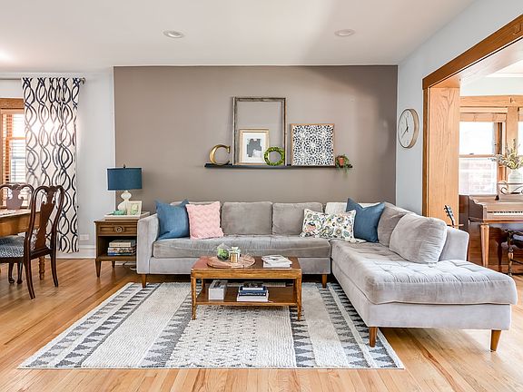 3rd image of 1004 S Kenilworth Ave