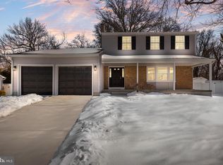 212 Diane Ave, Delran, NJ 08075