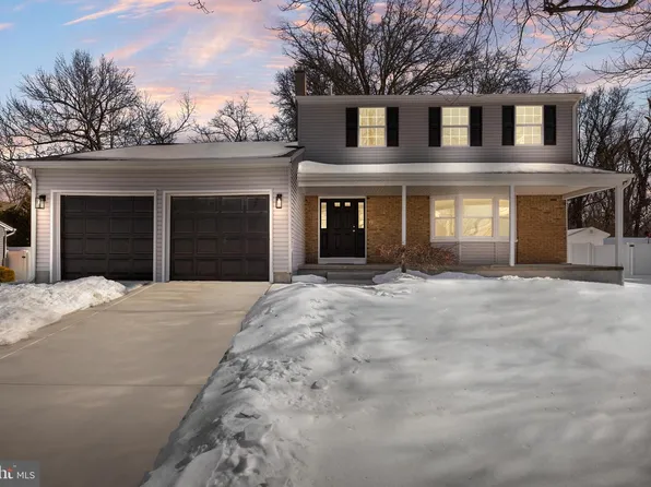 212 Diane Ave, Delran, NJ 08075