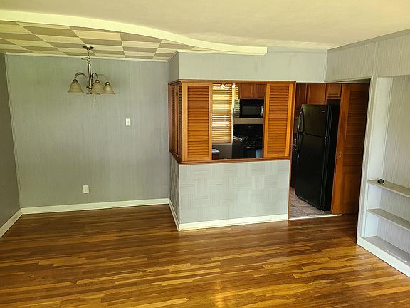 5th image of 9805 Cambria Dr