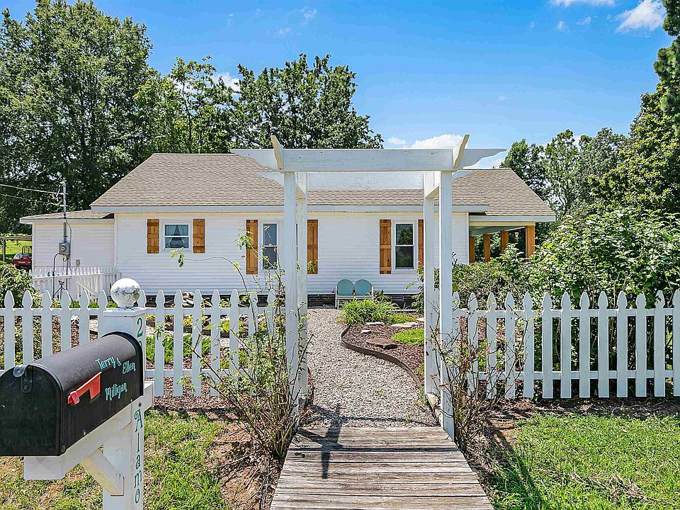 299 Alamo Hwy, Trenton, TN 38382 Zillow