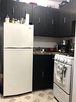 Rented by City Connections Realty | media 15