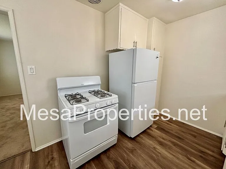 316 W Arrow Hwy #B — Photo 6