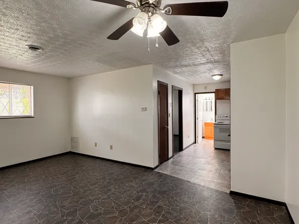 89 Palomino Dr #8, Weirton, WV 26062