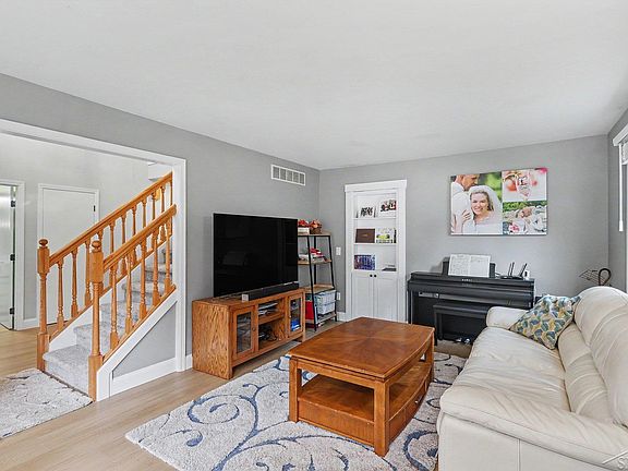 5th image of 12529 Whisper Ridge Dr
