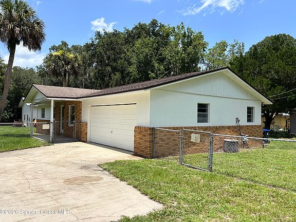 2nd image of 1512 Tropic St