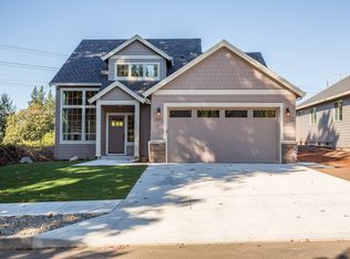 37271 American St, Sandy, OR 97055