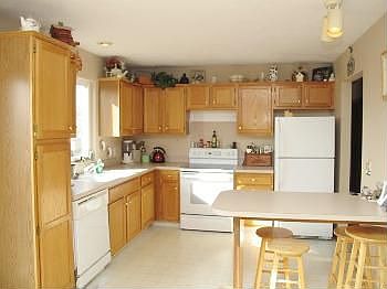 4th image of 2103 Yorktown St