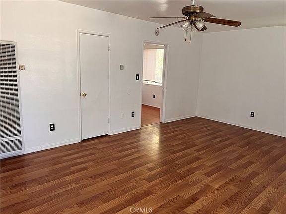 3rd image of 1739-1741 W 105th St