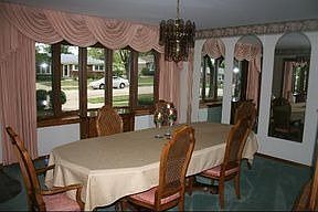 4th image of 529 Raymond Ct