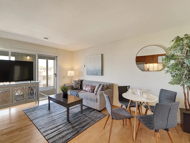 Berkeley Park Apartments — Photo 49