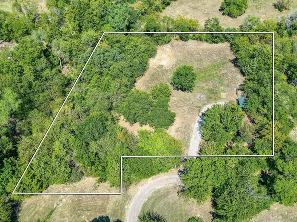 135 Slayton St, Sadler, TX 76264