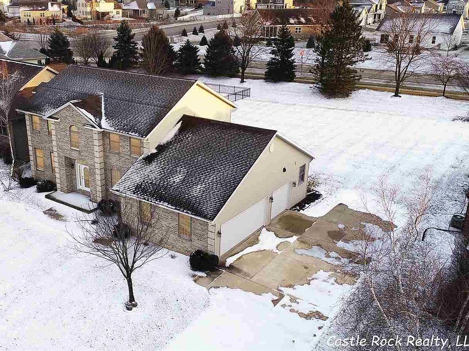 1st image of 9613 Shadow Wood Dr