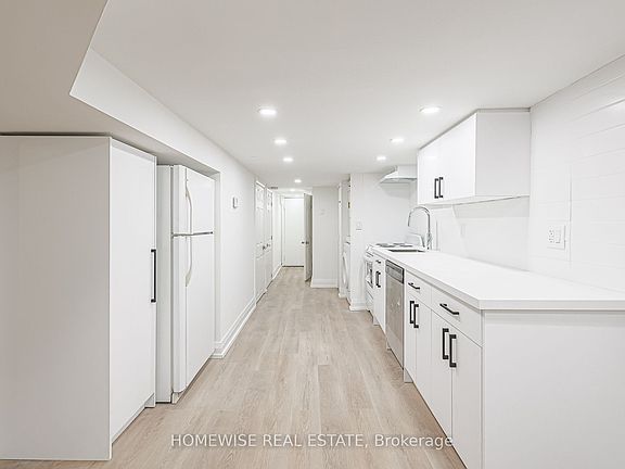 5th image of 81 Shields Ave