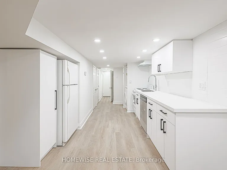 81 Shields Ave #LOWER — Photo 5