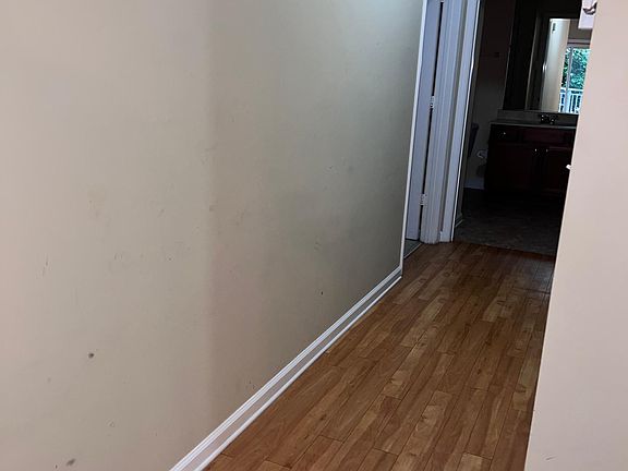 5th image of 5329 Warminster Dr #0