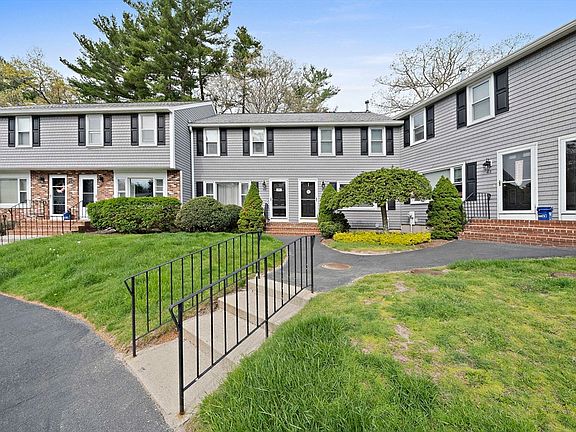 2nd image of 46 Sharron Dr