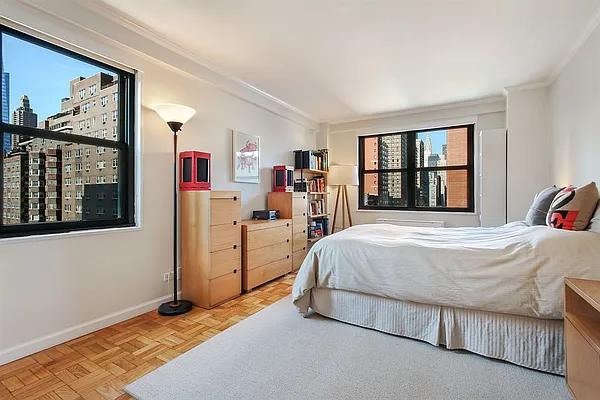 Sold by Corcoran | media 4