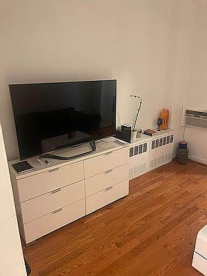 1st image of 344 E 49th St #5