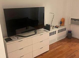 344 E 49th St #5, New York, NY 10017