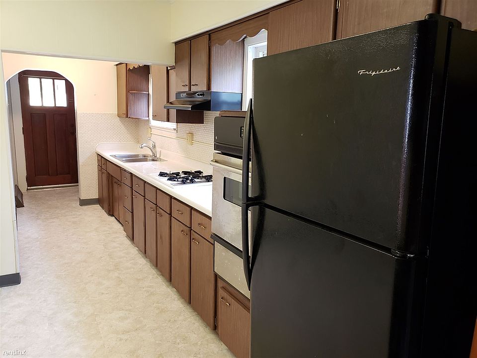 70 Browntown Rd Upper K 1