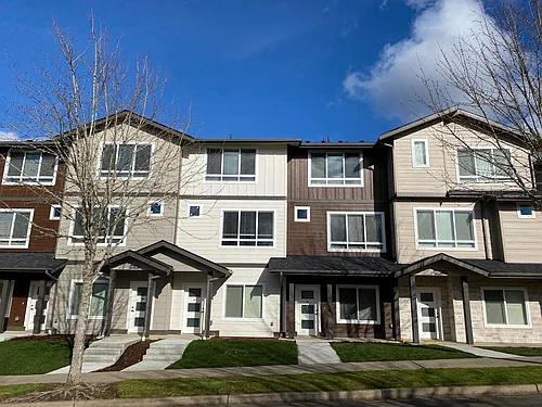 Chambers Reserve Townhomes Photo 1