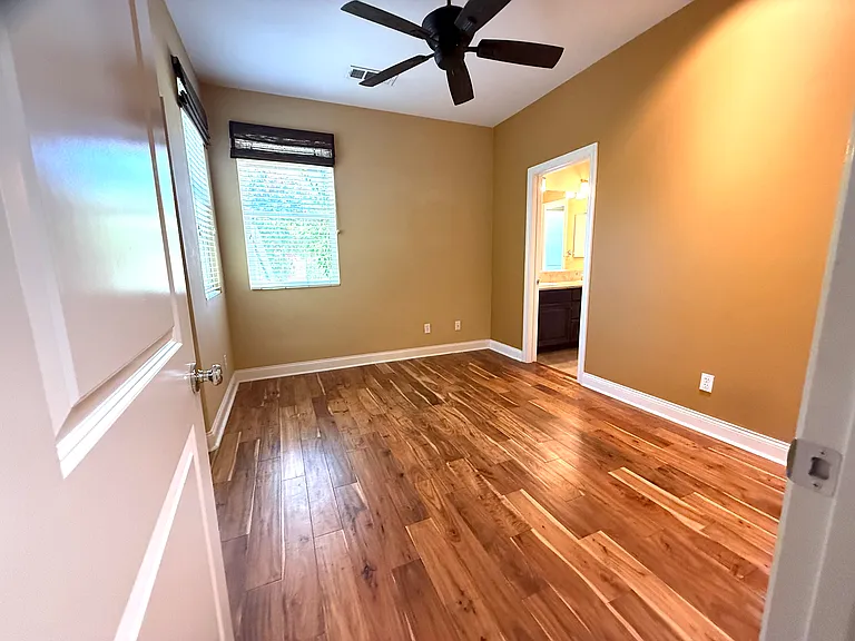 43305 Arizona St — Photo 24