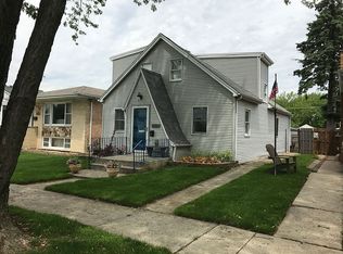 2632 W 98th Pl, Evergreen Park, IL
